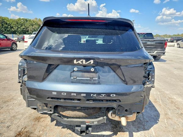 2022 KIA SORENTO