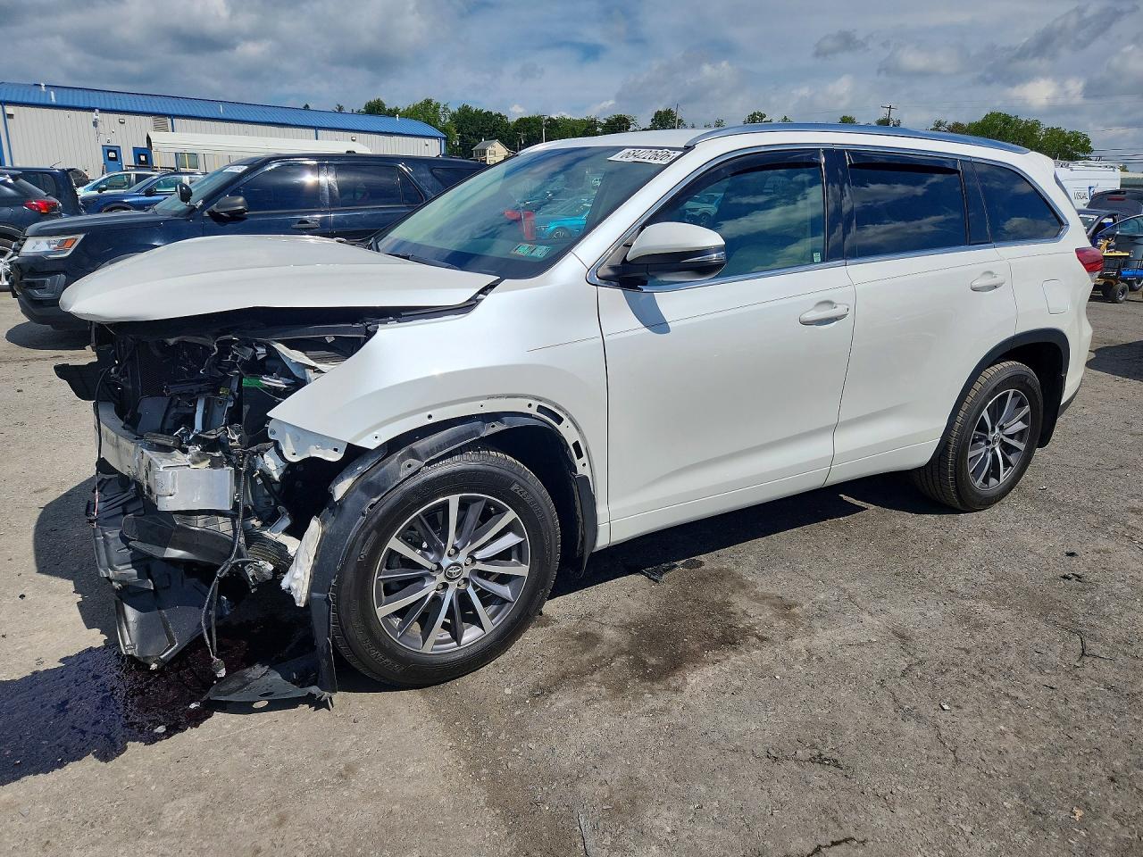 2017 TOYOTA HIGHLANDER SE/XLE