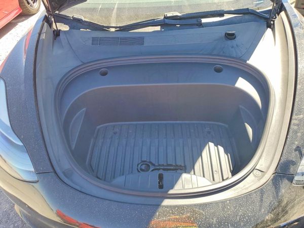 2021 TESLA MODEL 3 — Engine bay