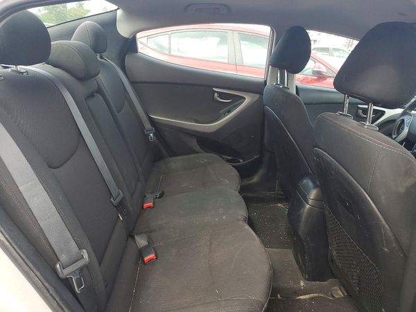 2016 HYUNDAI ELANTRA