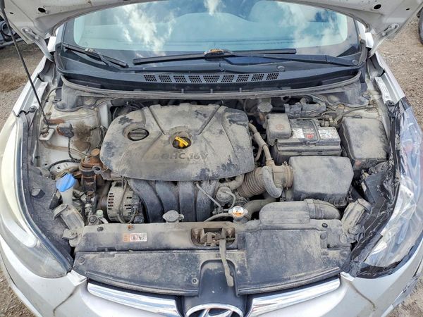 2016 HYUNDAI ELANTRA
