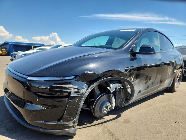 2026 TESLA MODEL Y