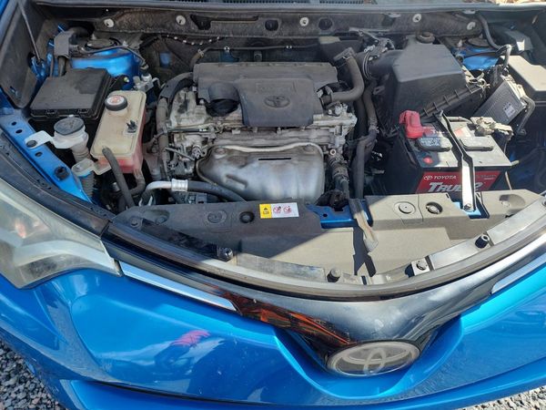 2018 TOYOTA RAV4 LE