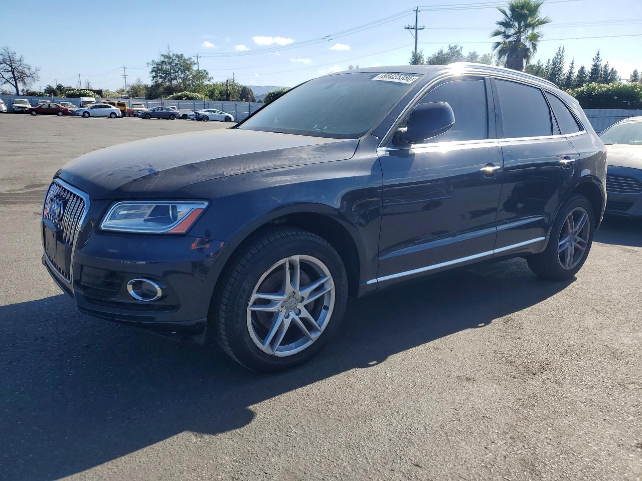 2016 AUDI Q5 quattro Premium Plus — Front 3/4