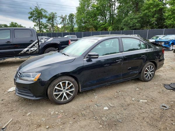 2017 VOLKSWAGEN JETTA — DSFA — Front 3/4