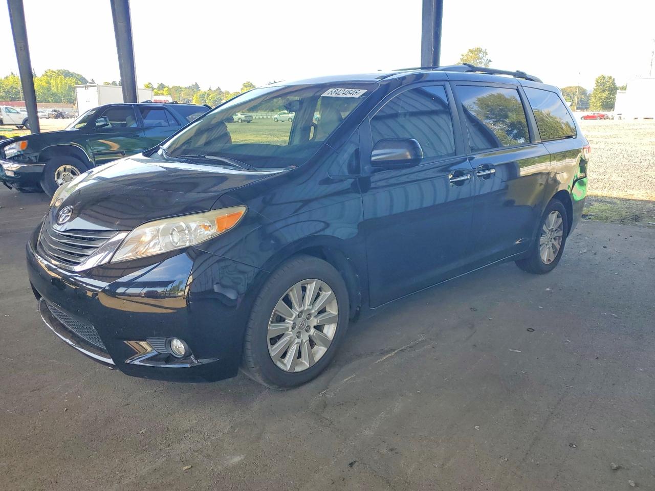 2013 TOYOTA SIENNA