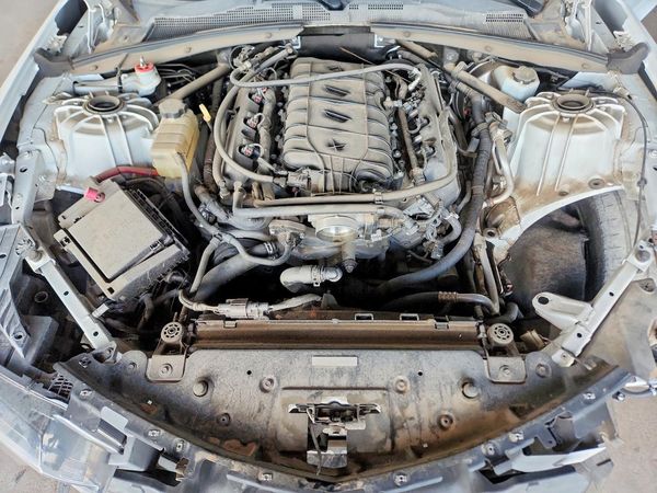 2016 CHEVROLET CAMARO 2SS — Engine bay