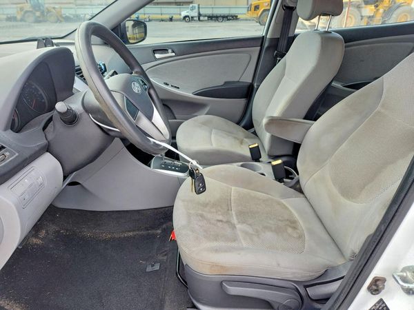 2014 HYUNDAI ACCENT 5DR GS / 4DR GLS — DENT