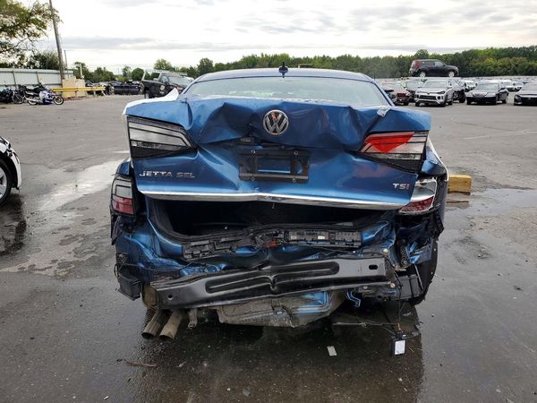 2017 VOLKSWAGEN JETTA SEL, SEL Premium
