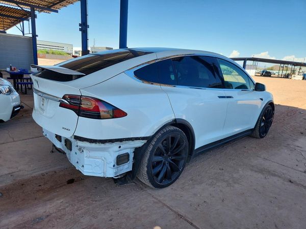 2018 TESLA MODEL X