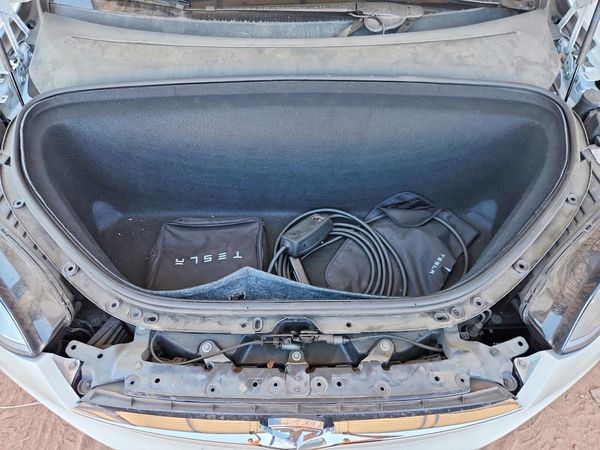 2018 TESLA MODEL X