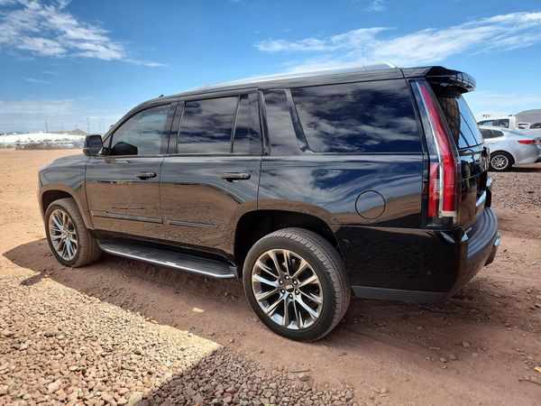 2020 CADILLAC ESCALADE Luxury