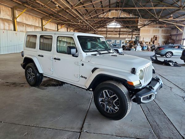 2025 JEEP WRANGLER 4-DOOR SAHARA