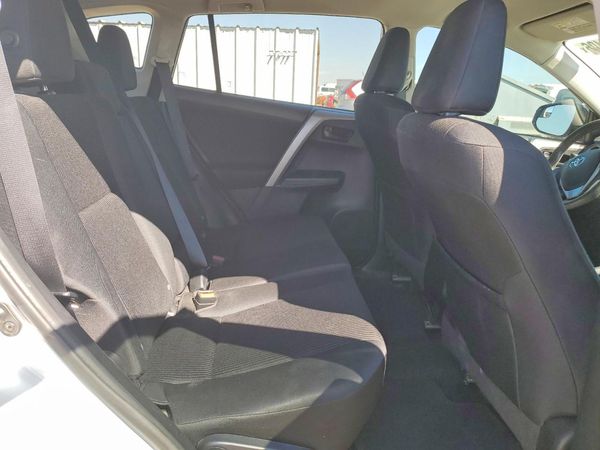 2016 TOYOTA RAV4 LE (X Grade)