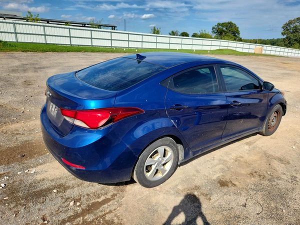2015 HYUNDAI ELANTRA GLS(Middle)