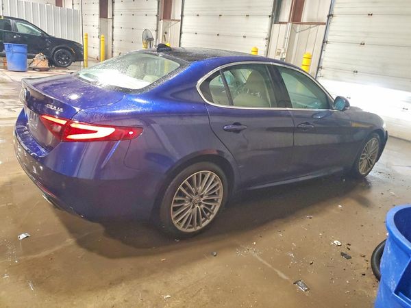 2017 ALFA ROMEO GIULIA
