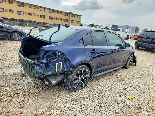 2020 TOYOTA COROLLA SE, CVT