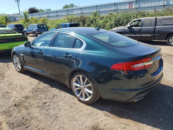 2015 JAGUAR XF Sport & Portfolio