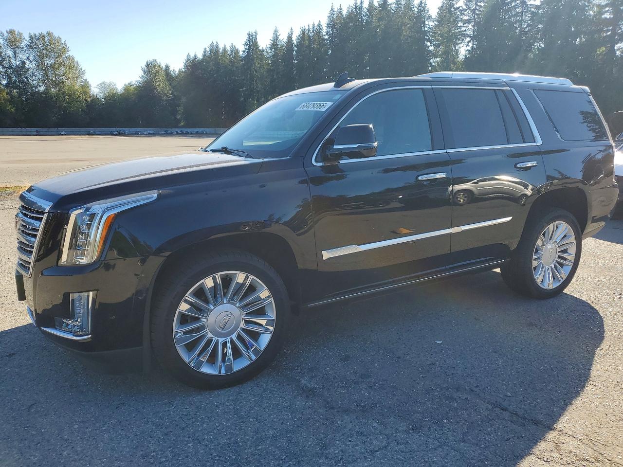 2020 CADILLAC ESCALADE — Front 3/4
