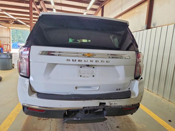2021 CHEVROLET SUBURBAN LT