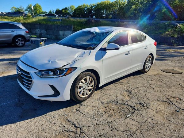 2017 HYUNDAI ELANTRA SE Base