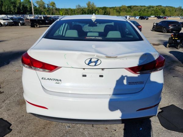 2017 HYUNDAI ELANTRA SE Base