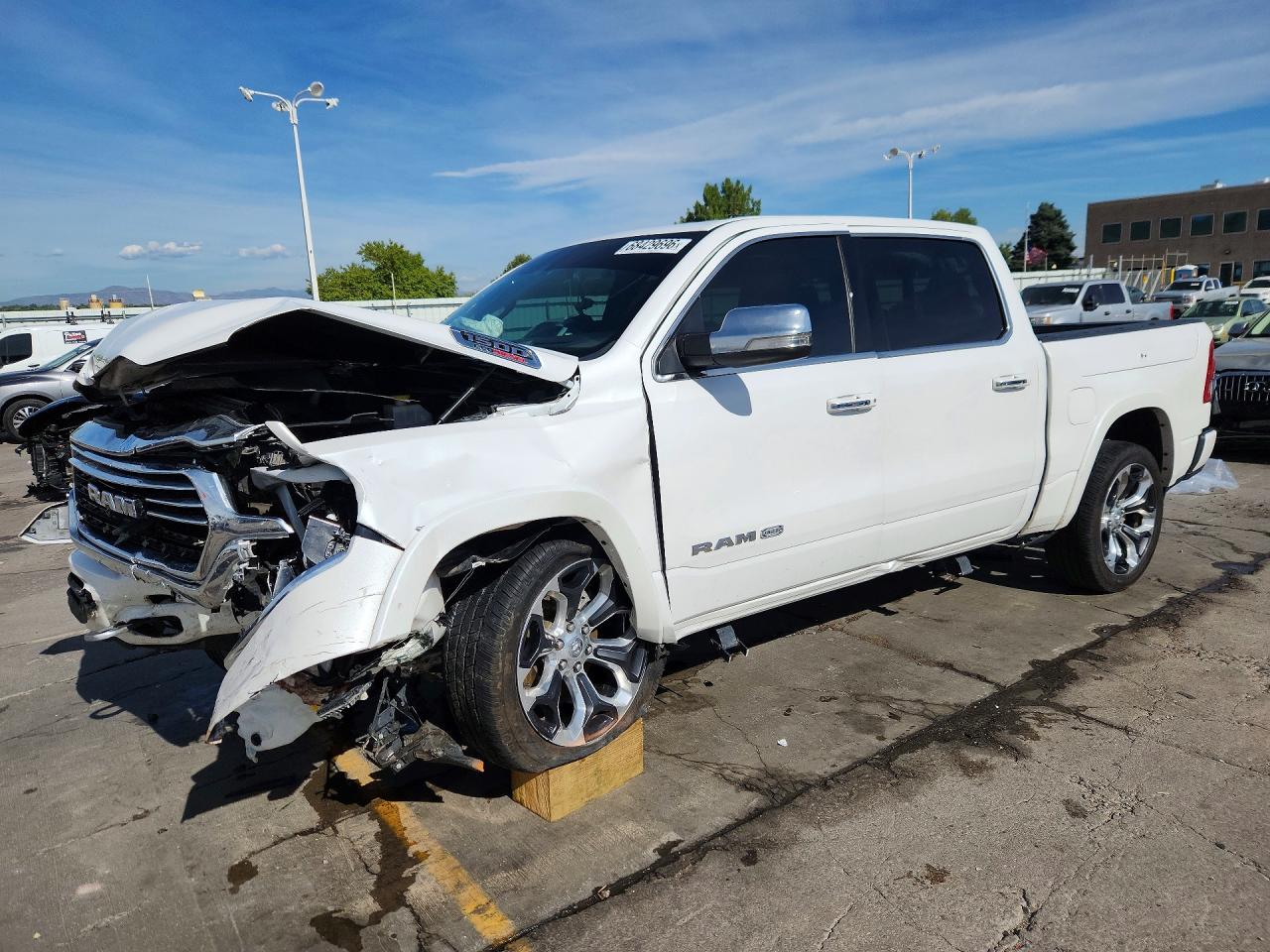 2022 RAM 1500 Longhorn — Front 3/4