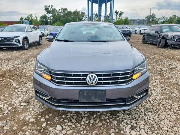 2017 VOLKSWAGEN PASSAT S