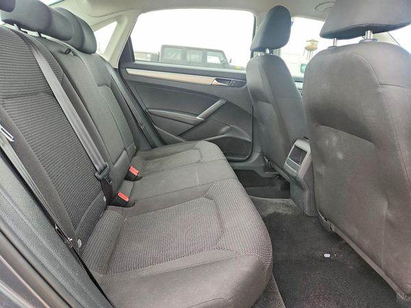 2017 VOLKSWAGEN PASSAT S