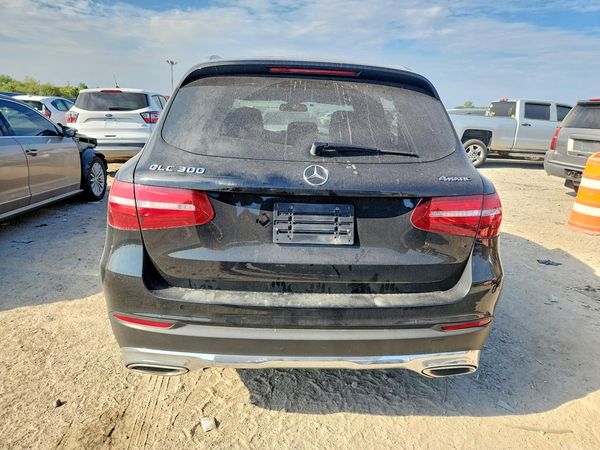 2019 MERCEDES-BENZ GLC