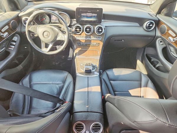 2019 MERCEDES-BENZ GLC