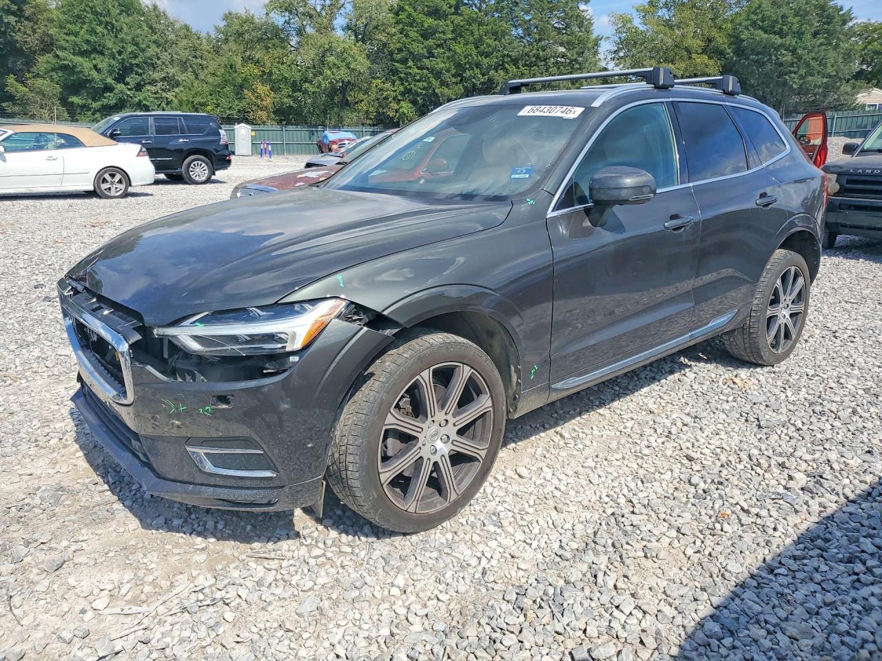 2018 VOLVO XC60 Inscription — Front 3/4