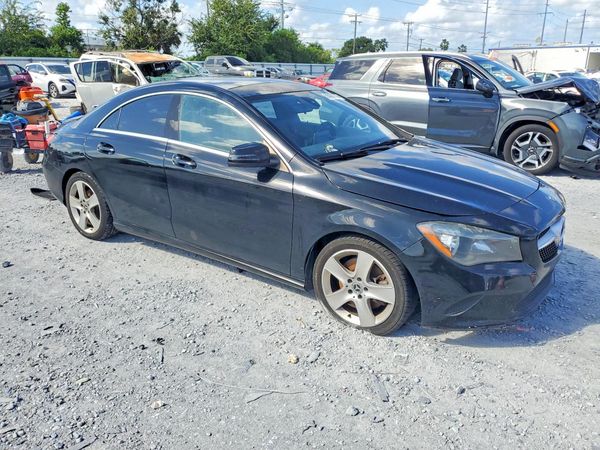 2018 MERCEDES-BENZ CLA — Passenger 3/4