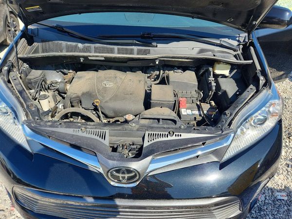 2018 TOYOTA SIENNA
