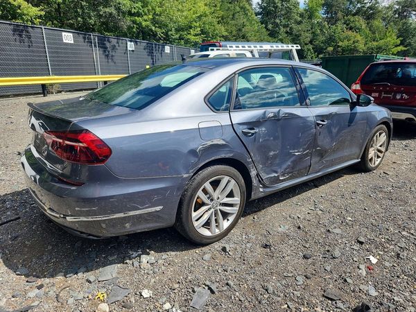 2019 VOLKSWAGEN PASSAT Wolfsburg