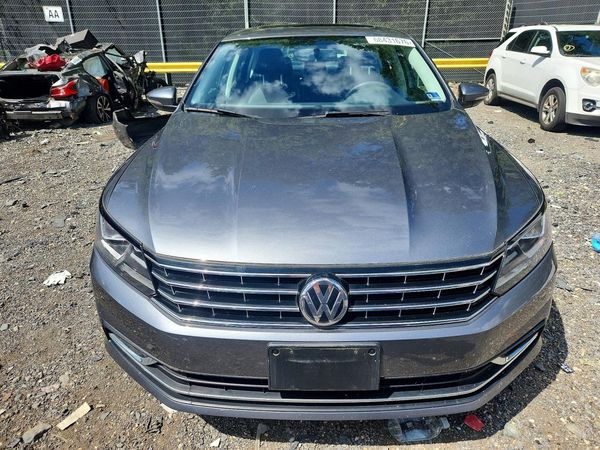 2019 VOLKSWAGEN PASSAT Wolfsburg