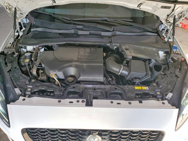 2024 JAGUAR E-PACE R-Dynamic SE