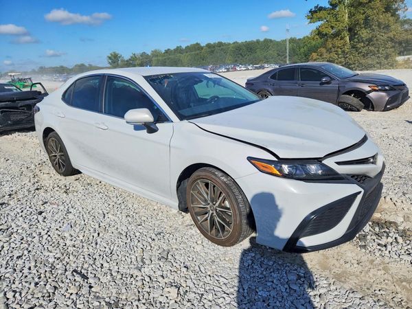 2024 TOYOTA CAMRY SE — Passenger 3/4
