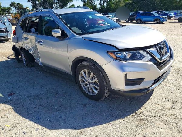 2018 NISSAN ROGUE — Passenger 3/4