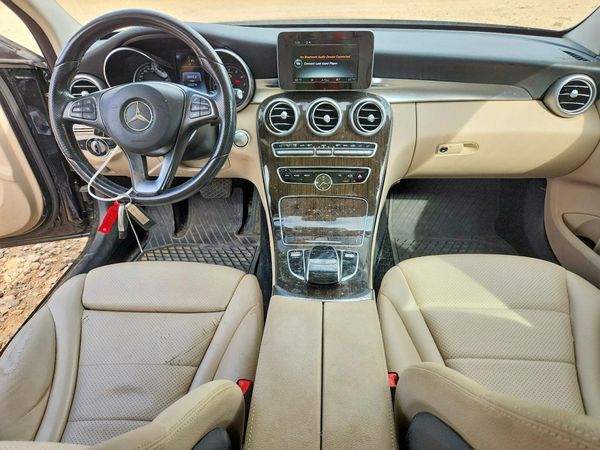2016 MERCEDES-BENZ C C300
