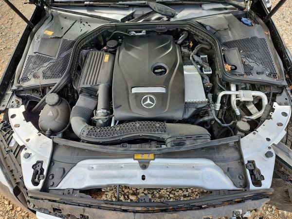 2016 MERCEDES-BENZ C C300