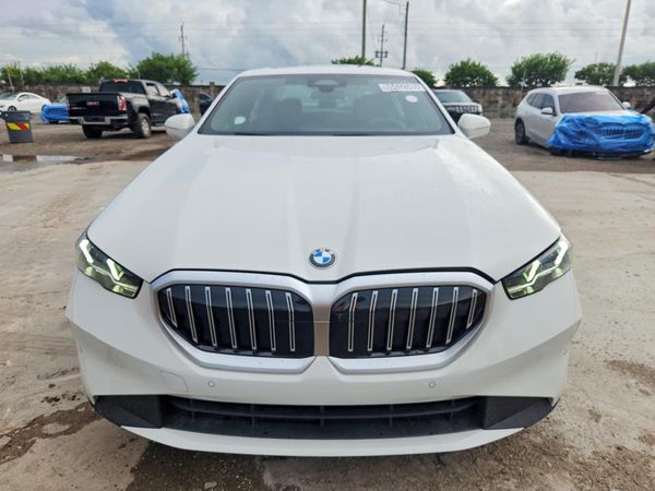 2026 BMW 530 xDrive — DIRF
