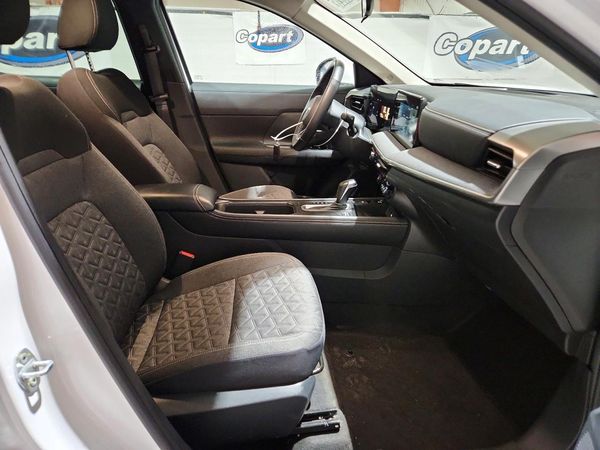 2025 NISSAN KICKS SV — DENT