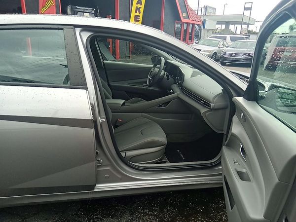 2023 HYUNDAI ELANTRA Blue