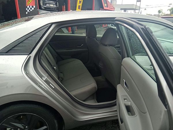 2023 HYUNDAI ELANTRA Blue