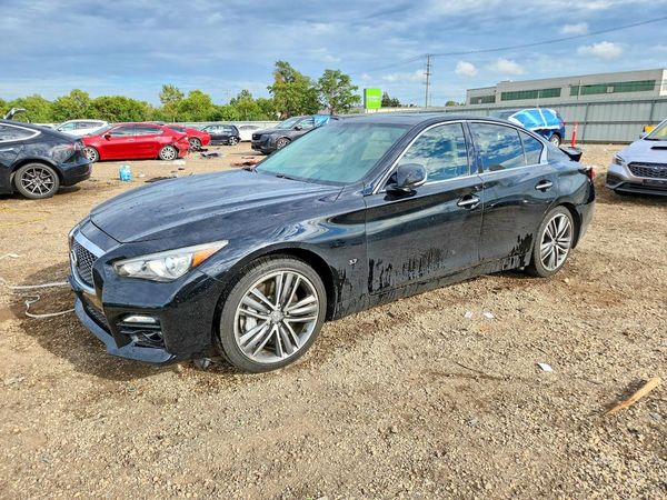 2015 INFINITI Q50