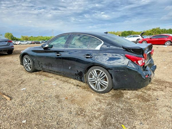 2015 INFINITI Q50