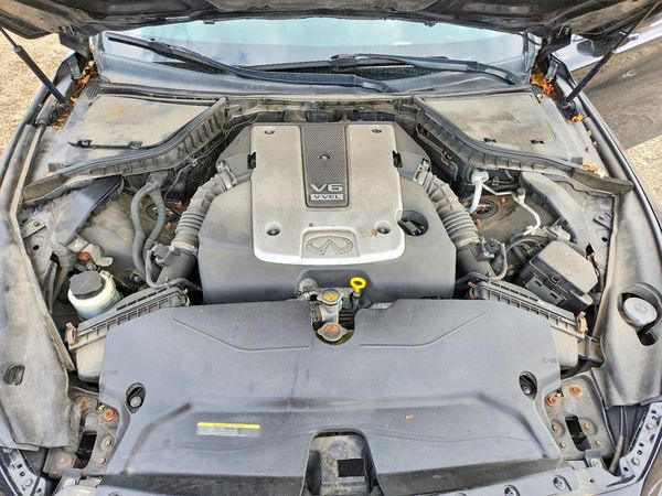 2015 INFINITI Q50