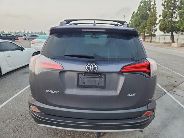 2016 TOYOTA RAV4 XLE (M Grade)
