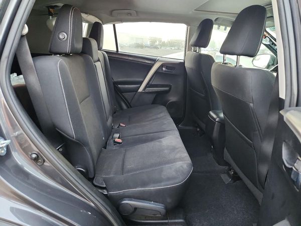 2016 TOYOTA RAV4 XLE (M Grade)
